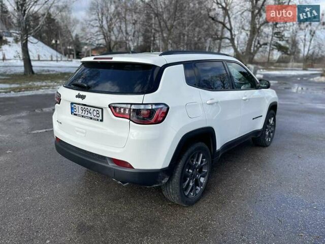 Белый Джип Компас, объемом двигателя 2.4 л и пробегом 4 тыс. км за 21400 $, фото 6 на Automoto.ua