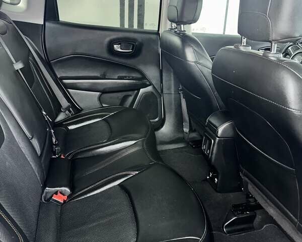Белый Джип Компас, объемом двигателя 2.4 л и пробегом 118 тыс. км за 16999 $, фото 18 на Automoto.ua