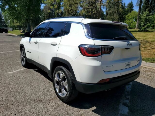 Білий Джип Compass, об'ємом двигуна 2.4 л та пробігом 17 тис. км за 10000 $, фото 5 на Automoto.ua