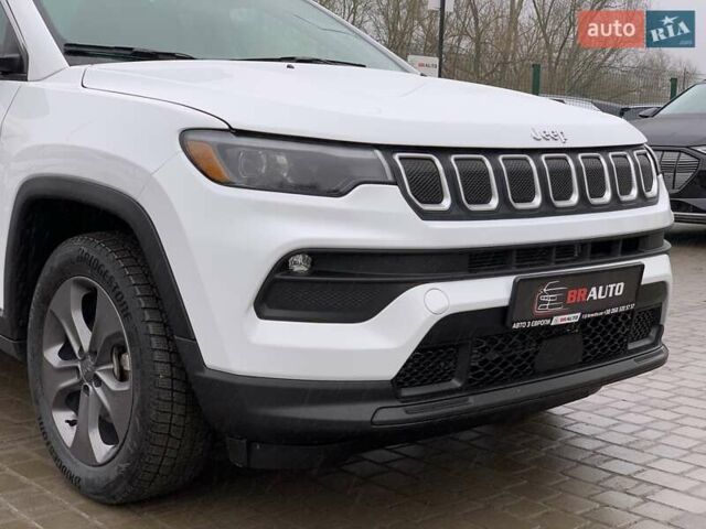 Білий Джип Compass, об'ємом двигуна 2.4 л та пробігом 63 тис. км за 18555 $, фото 7 на Automoto.ua