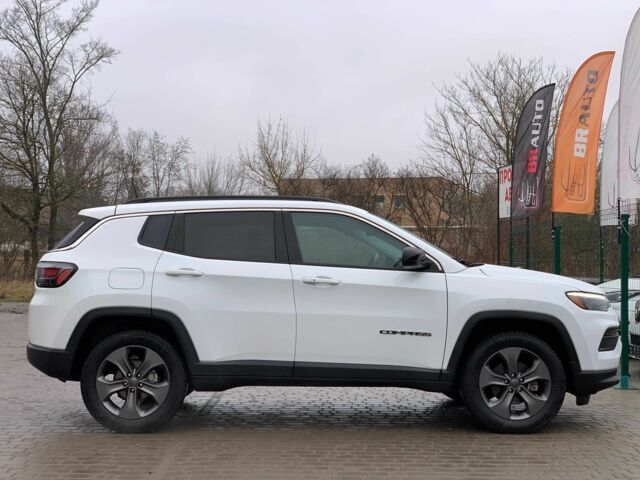 Белый Джип Компас, объемом двигателя 2.4 л и пробегом 63 тыс. км за 18555 $, фото 7 на Automoto.ua