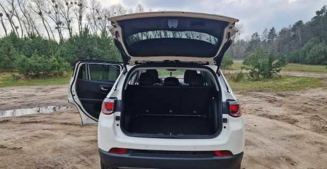 Білий Джип Compass, об'ємом двигуна 0 л та пробігом 50 тис. км за 14500 $, фото 6 на Automoto.ua