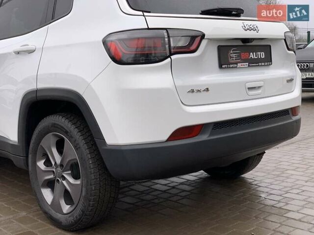 Білий Джип Compass, об'ємом двигуна 2.4 л та пробігом 63 тис. км за 18555 $, фото 19 на Automoto.ua