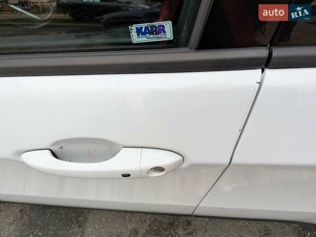 Белый Джип Компас, объемом двигателя 2.36 л и пробегом 41 тыс. км за 22500 $, фото 6 на Automoto.ua