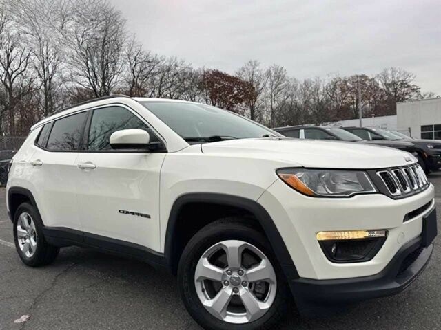 Белый Джип Компас, объемом двигателя 2.4 л и пробегом 16 тыс. км за 9800 $, фото 2 на Automoto.ua