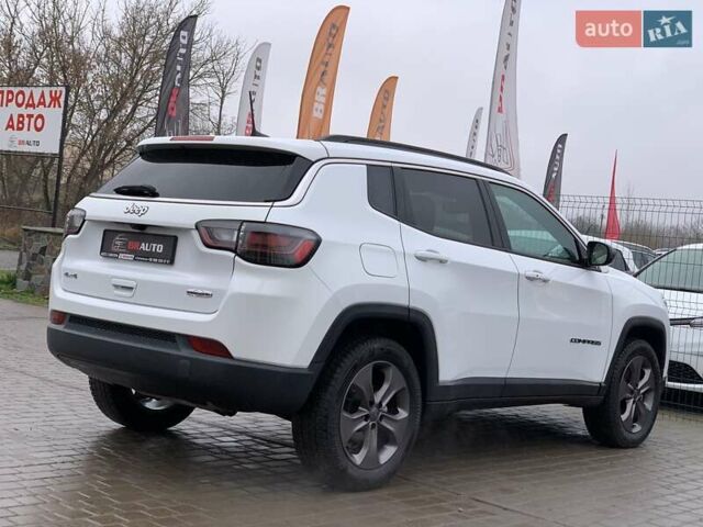 Білий Джип Compass, об'ємом двигуна 2.4 л та пробігом 63 тис. км за 18555 $, фото 12 на Automoto.ua