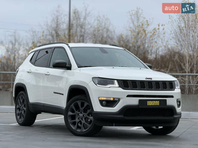 Белый Джип Компас, объемом двигателя 2.36 л и пробегом 126 тыс. км за 16950 $, фото 7 на Automoto.ua