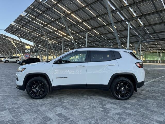 Білий Джип Compass, об'ємом двигуна 2.4 л та пробігом 21 тис. км за 21500 $, фото 2 на Automoto.ua