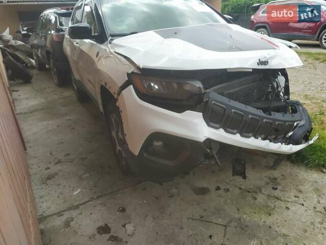 Белый Джип Компас, объемом двигателя 2.36 л и пробегом 44 тыс. км за 19500 $, фото 3 на Automoto.ua