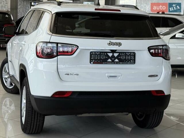 Белый Джип Компас, объемом двигателя 2.4 л и пробегом 77 тыс. км за 19500 $, фото 7 на Automoto.ua