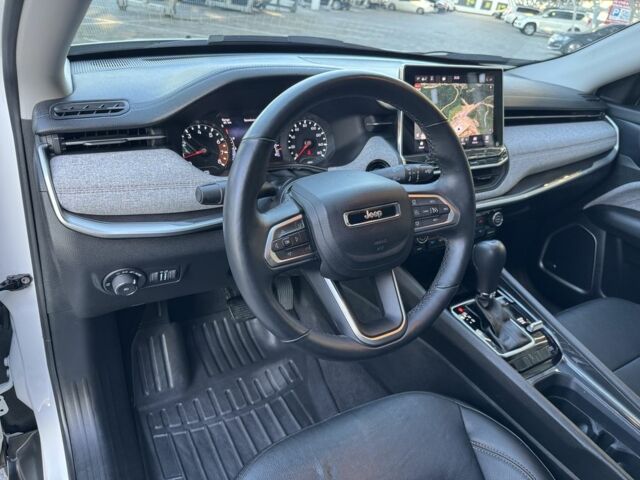 Білий Джип Compass, об'ємом двигуна 2.4 л та пробігом 21 тис. км за 21500 $, фото 10 на Automoto.ua