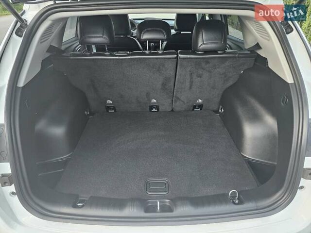 Белый Джип Компас, объемом двигателя 2.36 л и пробегом 18 тыс. км за 21300 $, фото 11 на Automoto.ua