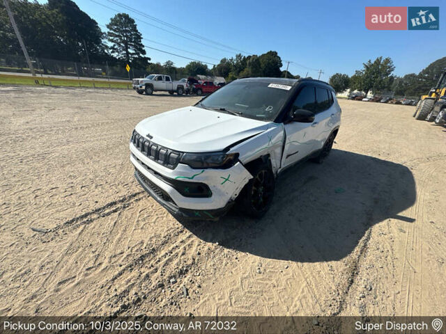 Белый Джип Компас, объемом двигателя 2.36 л и пробегом 92 тыс. км за 2950 $, фото 9 на Automoto.ua