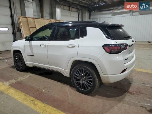 Білий Джип Compass, об'ємом двигуна 2.36 л та пробігом 80 тис. км за 5000 $, фото 3 на Automoto.ua