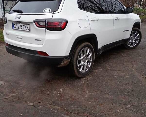 Белый Джип Компас, объемом двигателя 2.4 л и пробегом 20 тыс. км за 19999 $, фото 1 на Automoto.ua