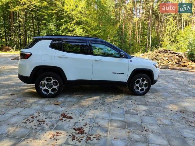 Білий Джип Compass, об'ємом двигуна 2.36 л та пробігом 44 тис. км за 19000 $, фото 16 на Automoto.ua