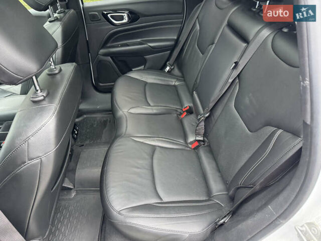 Белый Джип Компас, объемом двигателя 2.36 л и пробегом 54 тыс. км за 19500 $, фото 15 на Automoto.ua