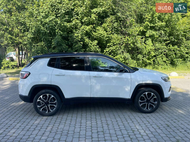 Білий Джип Compass, об'ємом двигуна 2.36 л та пробігом 91 тис. км за 18900 $, фото 6 на Automoto.ua