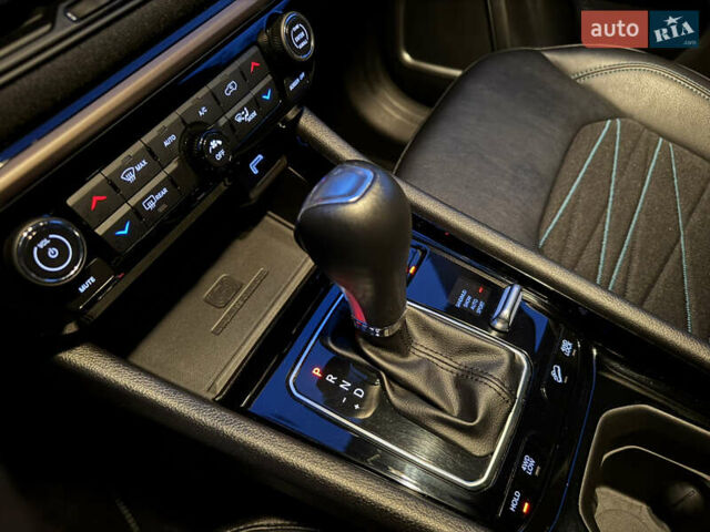 Білий Джип Compass, об'ємом двигуна 1.33 л та пробігом 46 тис. км за 35000 $, фото 24 на Automoto.ua