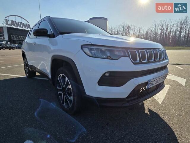 Белый Джип Компас, объемом двигателя 2.36 л и пробегом 95 тыс. км за 17800 $, фото 3 на Automoto.ua