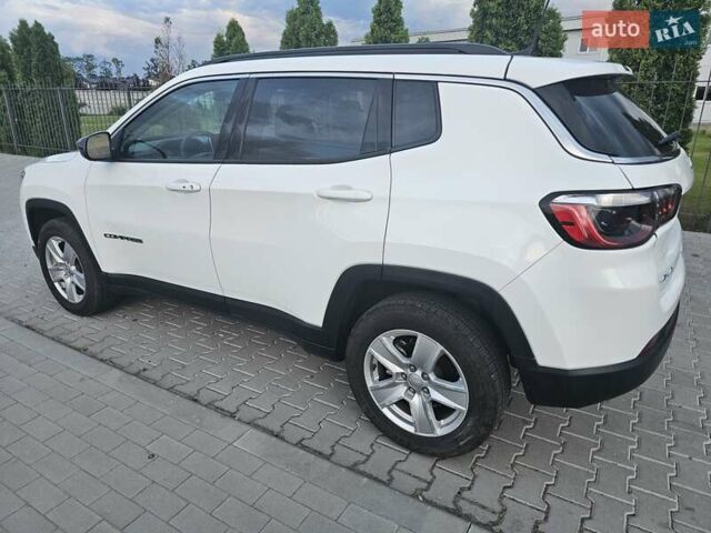 Белый Джип Компас, объемом двигателя 2.36 л и пробегом 18 тыс. км за 21300 $, фото 3 на Automoto.ua