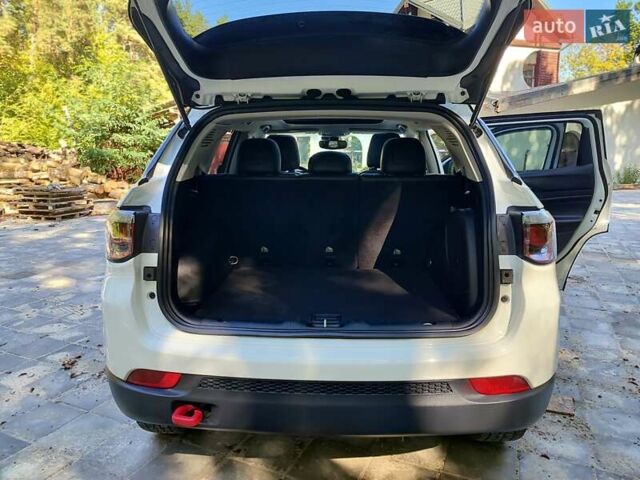 Белый Джип Компас, объемом двигателя 2.36 л и пробегом 44 тыс. км за 19500 $, фото 44 на Automoto.ua