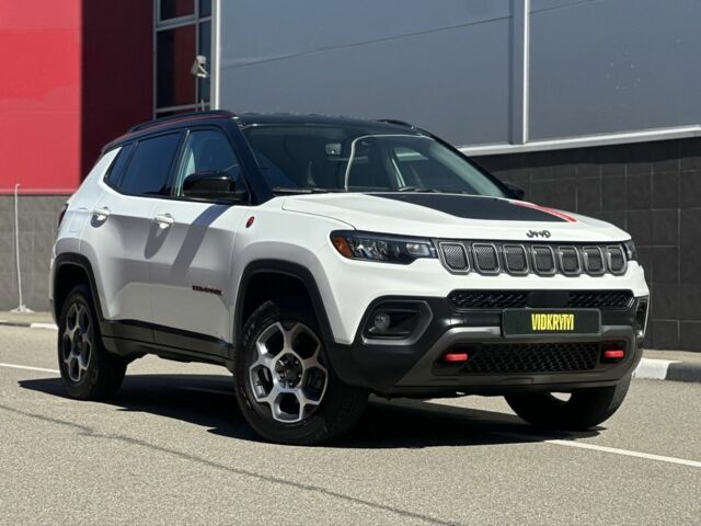 Білий Джип Compass, об'ємом двигуна 1.5 л та пробігом 34 тис. км за 23800 $, фото 4 на Automoto.ua