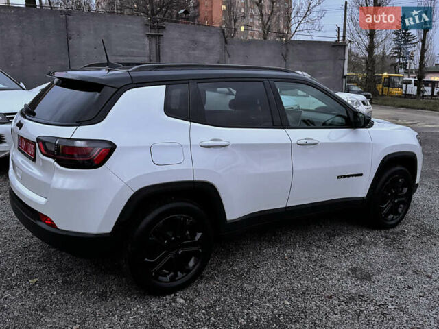 Білий Джип Compass, об'ємом двигуна 1.33 л та пробігом 46 тис. км за 35000 $, фото 8 на Automoto.ua