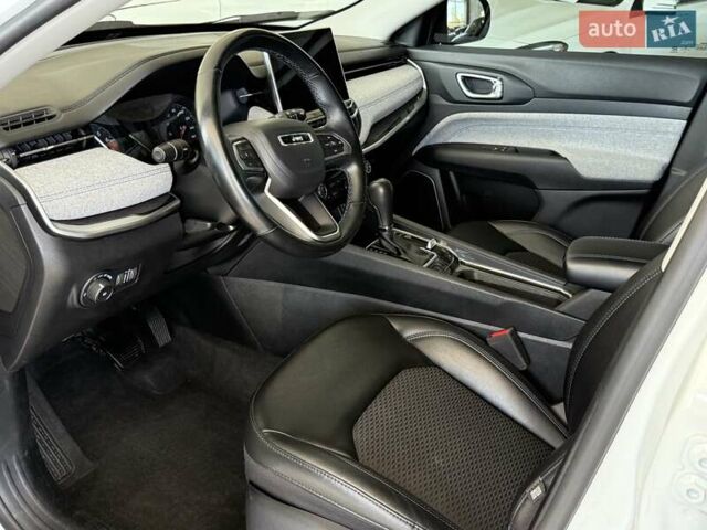 Белый Джип Компас, объемом двигателя 2.4 л и пробегом 77 тыс. км за 19500 $, фото 11 на Automoto.ua