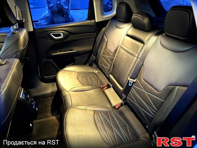 Білий Джип Compass, об'ємом двигуна 1.3 л та пробігом 46 тис. км за 35000 $, фото 7 на Automoto.ua