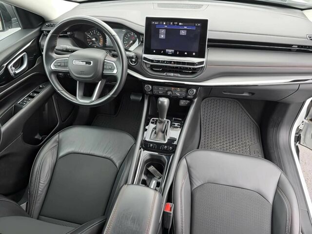 Білий Джип Compass, об'ємом двигуна 2.4 л та пробігом 23 тис. км за 11000 $, фото 9 на Automoto.ua