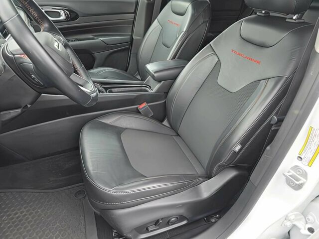 Білий Джип Compass, об'ємом двигуна 2.4 л та пробігом 23 тис. км за 11000 $, фото 8 на Automoto.ua