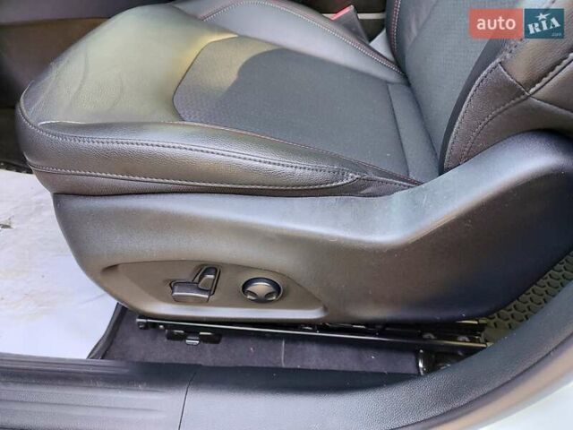 Белый Джип Компас, объемом двигателя 2.36 л и пробегом 44 тыс. км за 19500 $, фото 30 на Automoto.ua