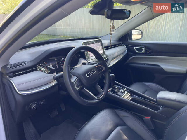 Білий Джип Compass, об'ємом двигуна 2.36 л та пробігом 91 тис. км за 18900 $, фото 8 на Automoto.ua