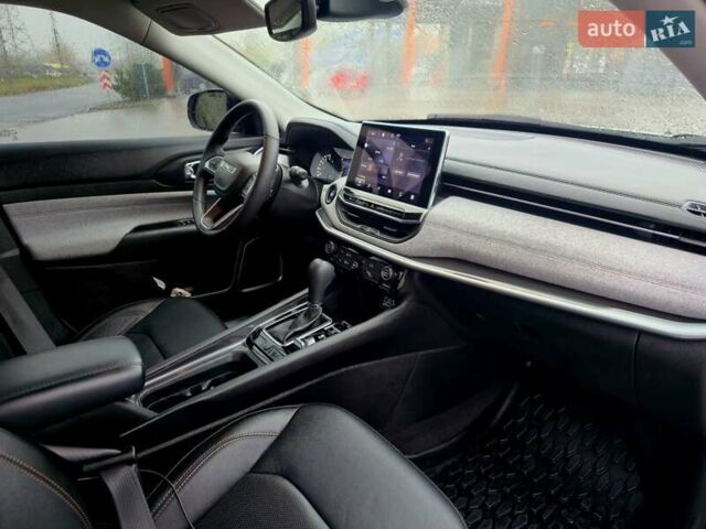 Белый Джип Компас, объемом двигателя 2.36 л и пробегом 28 тыс. км за 22499 $, фото 23 на Automoto.ua