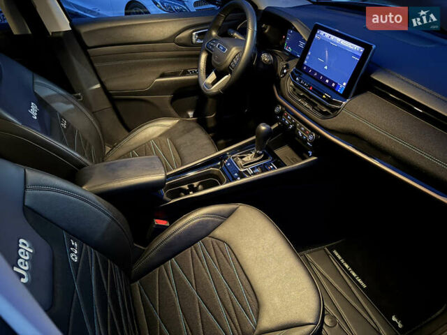 Білий Джип Compass, об'ємом двигуна 1.33 л та пробігом 46 тис. км за 35000 $, фото 30 на Automoto.ua