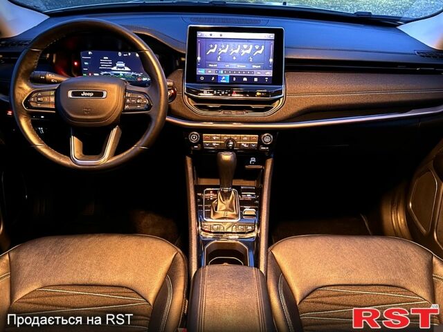 Білий Джип Compass, об'ємом двигуна 1.3 л та пробігом 46 тис. км за 35000 $, фото 5 на Automoto.ua