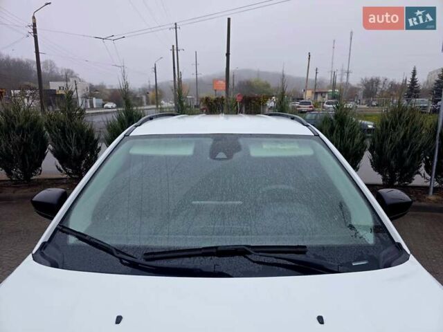 Белый Джип Компас, объемом двигателя 2.36 л и пробегом 28 тыс. км за 22499 $, фото 10 на Automoto.ua