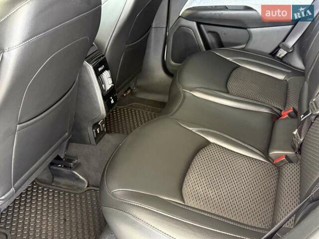 Белый Джип Компас, объемом двигателя 2.4 л и пробегом 77 тыс. км за 19500 $, фото 21 на Automoto.ua