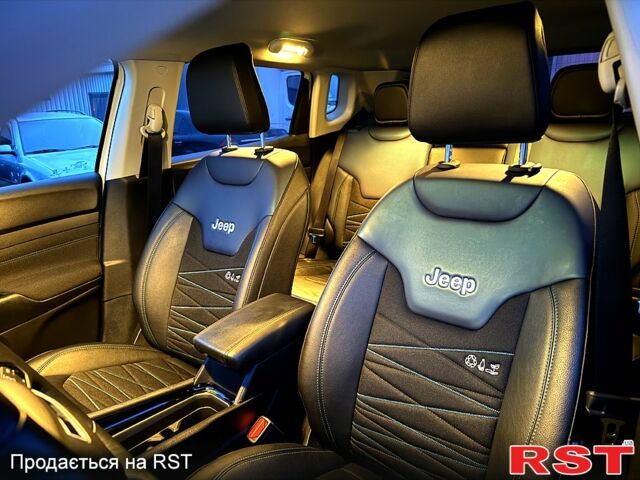 Білий Джип Compass, об'ємом двигуна 1.3 л та пробігом 46 тис. км за 35000 $, фото 6 на Automoto.ua