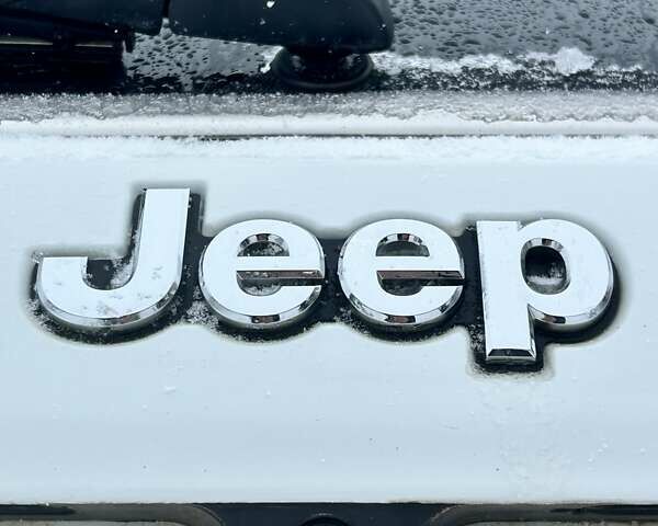 Белый Джип Компас, объемом двигателя 2.36 л и пробегом 82 тыс. км за 18700 $, фото 9 на Automoto.ua