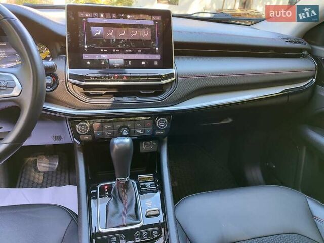 Білий Джип Compass, об'ємом двигуна 2.36 л та пробігом 44 тис. км за 19000 $, фото 30 на Automoto.ua