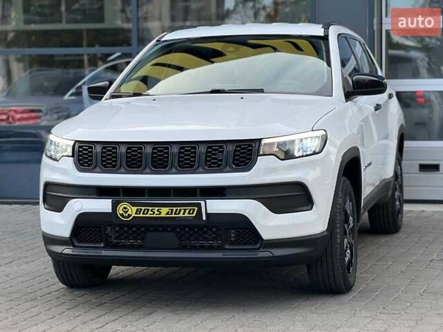 Белый Джип Компас, объемом двигателя 2.36 л и пробегом 103 тыс. км за 19500 $, фото 2 на Automoto.ua