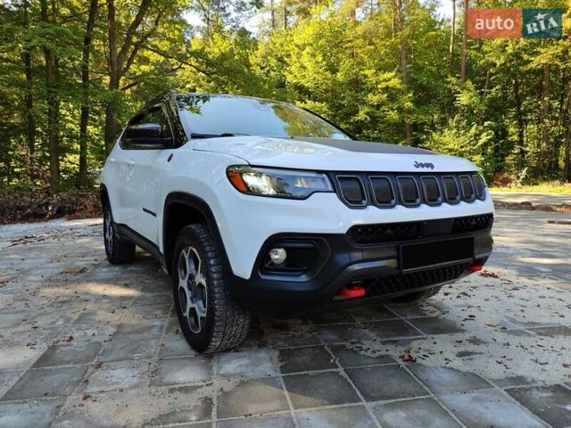 Білий Джип Compass, об'ємом двигуна 2.36 л та пробігом 44 тис. км за 19500 $, фото 5 на Automoto.ua