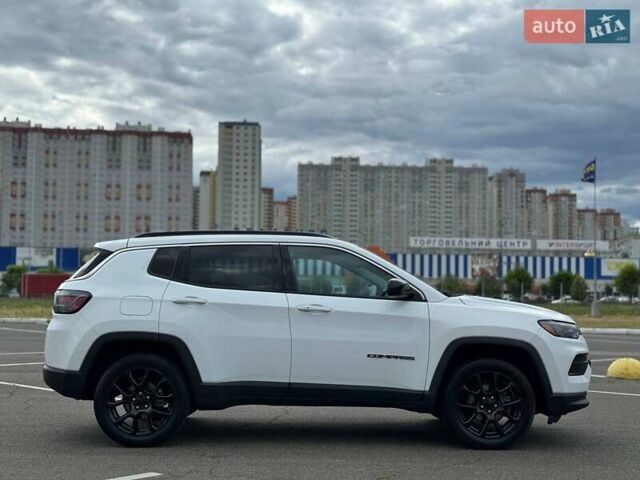 Белый Джип Компас, объемом двигателя 2.36 л и пробегом 72 тыс. км за 19999 $, фото 8 на Automoto.ua