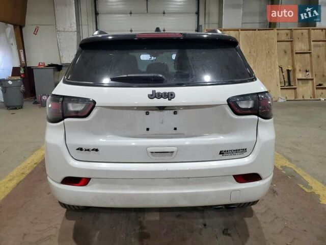 Білий Джип Compass, об'ємом двигуна 2.36 л та пробігом 80 тис. км за 5000 $, фото 4 на Automoto.ua