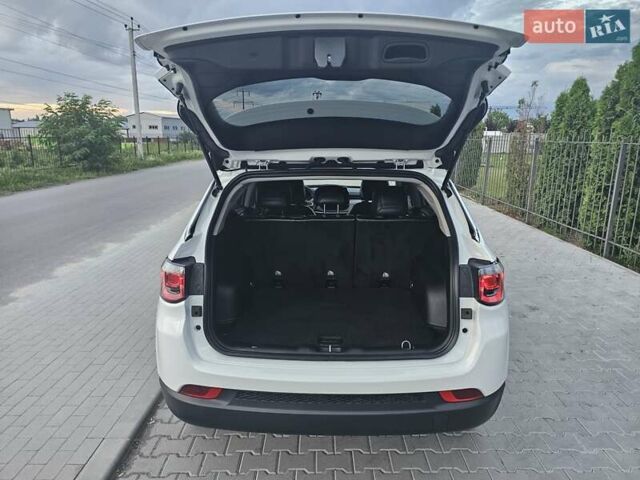 Белый Джип Компас, объемом двигателя 2.36 л и пробегом 18 тыс. км за 21300 $, фото 10 на Automoto.ua