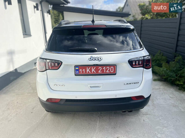 Білий Джип Compass, об'ємом двигуна 2.4 л та пробігом 93 тис. км за 17500 $, фото 2 на Automoto.ua