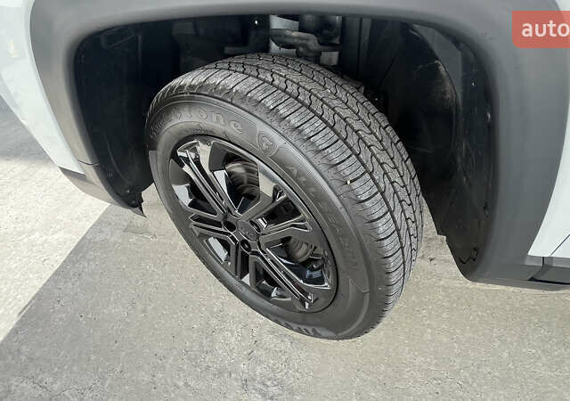 Білий Джип Compass, об'ємом двигуна 2.4 л та пробігом 93 тис. км за 17500 $, фото 13 на Automoto.ua