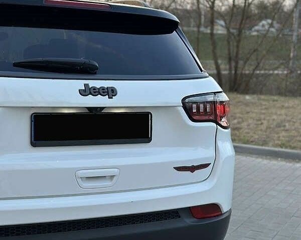 Білий Джип Compass, об'ємом двигуна 2.4 л та пробігом 38 тис. км за 22500 $, фото 9 на Automoto.ua